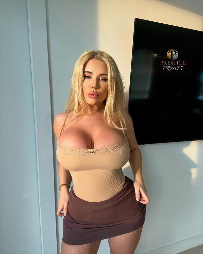 bimbo stepmoms take care of their stepsons