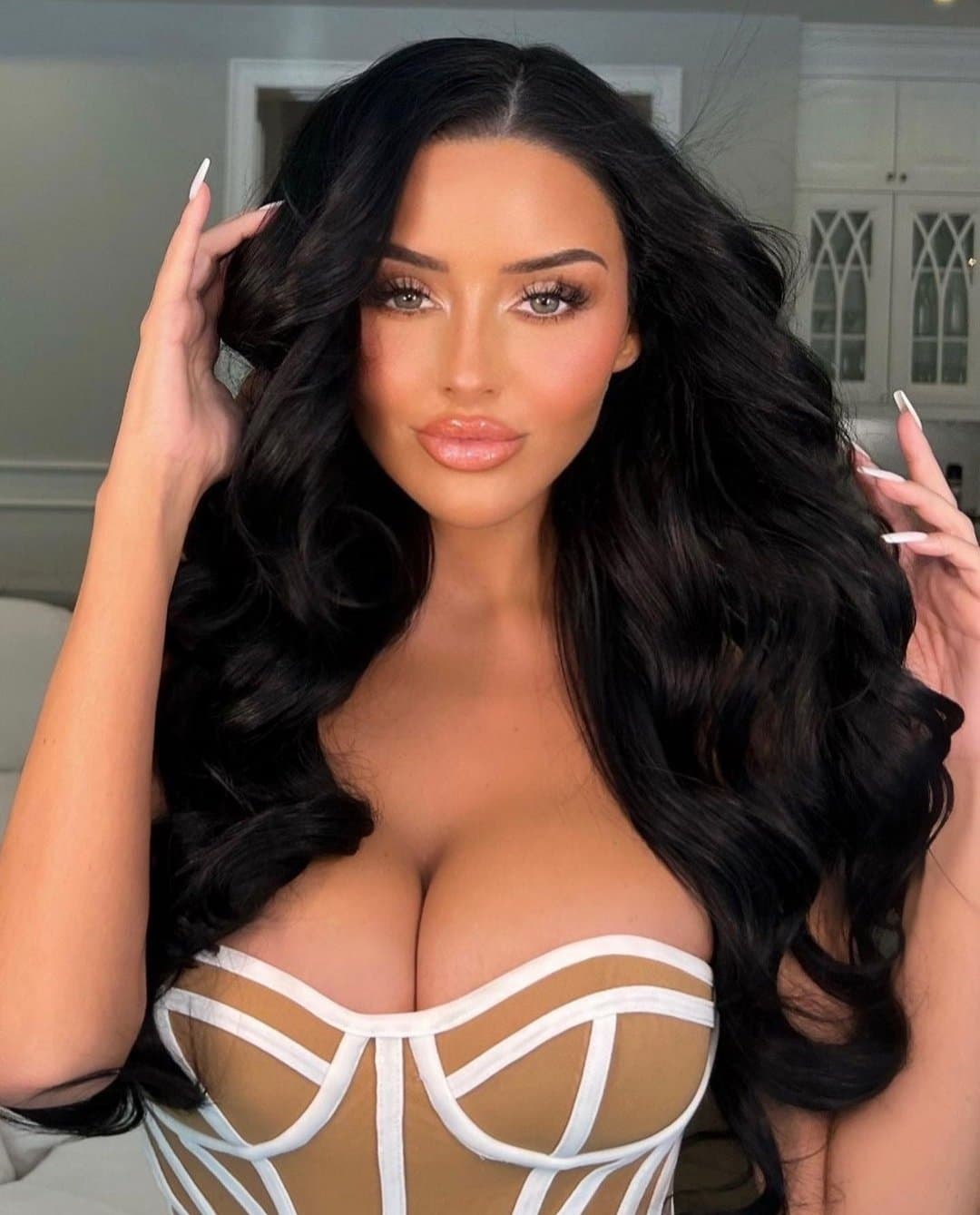 Abigail Ratchford insta slut