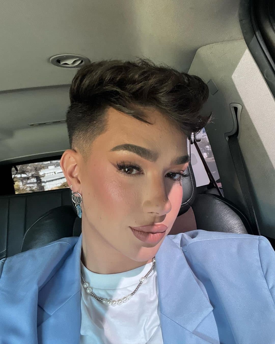 JAMES CHARLES ?? BEAUTIFUL GAYBOY ??????