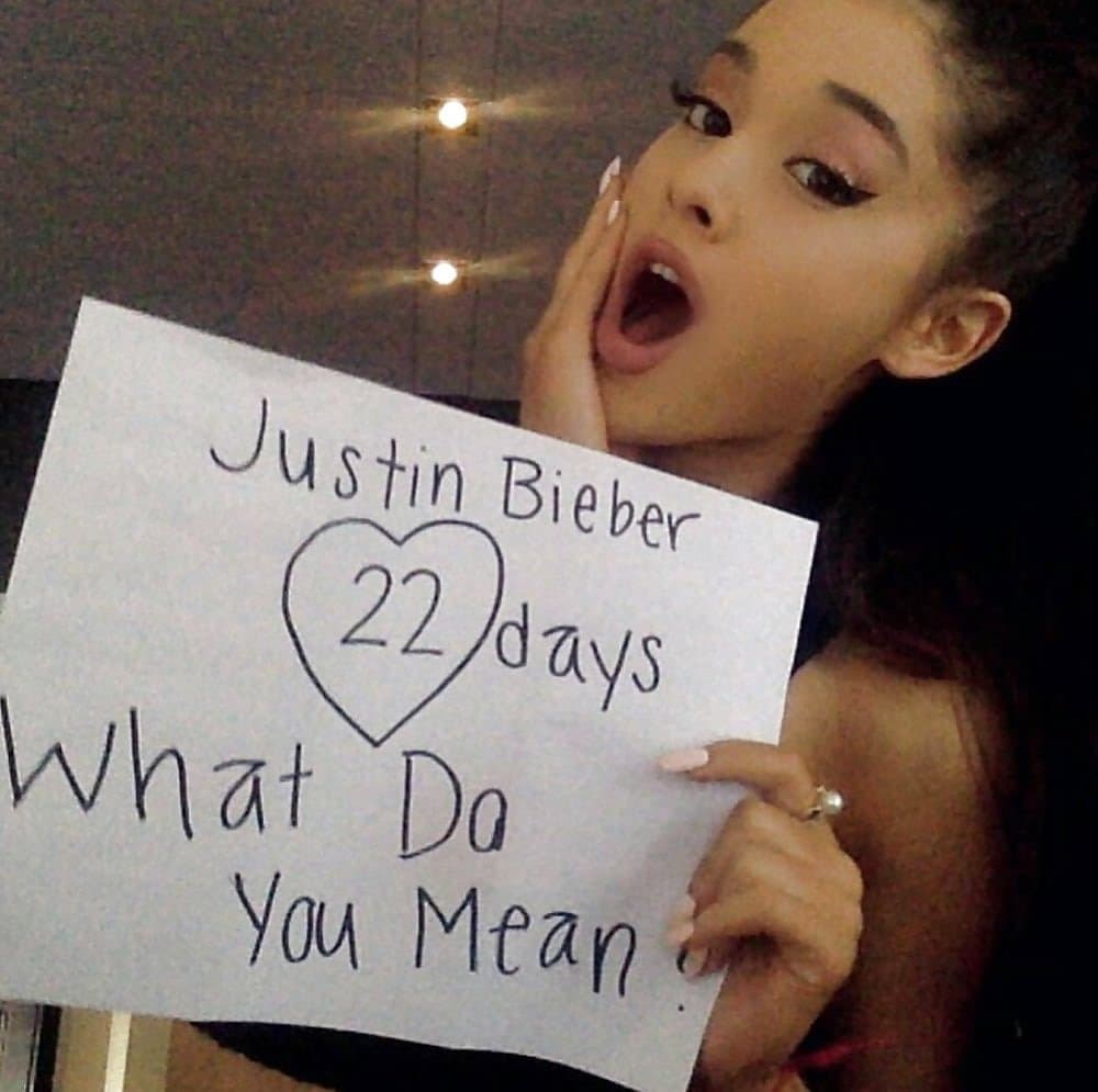 More Ariana Grande face/lips porn to goon to ?