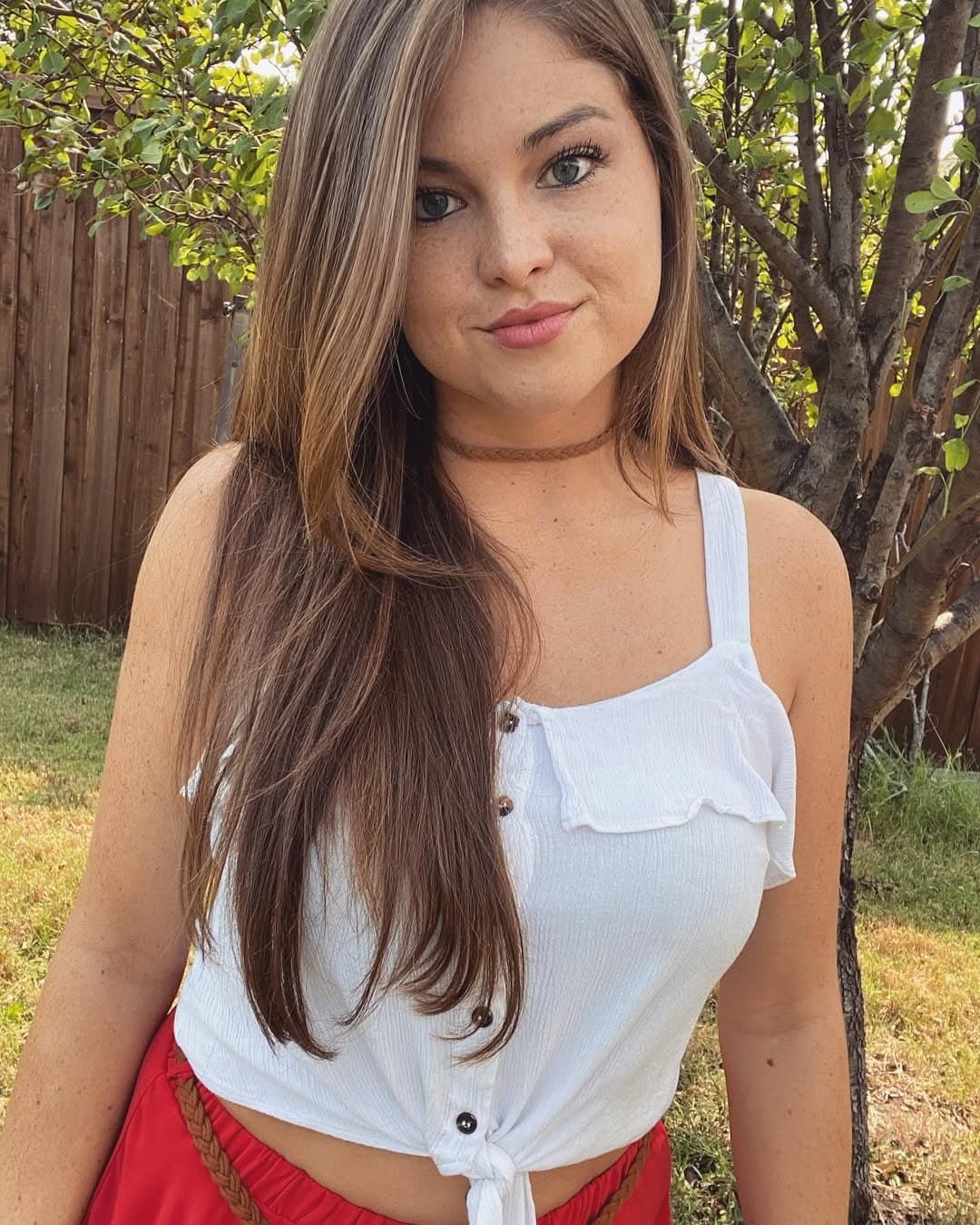 ♈? hot caucasian adult model strips down (äřïëł łÿņň)