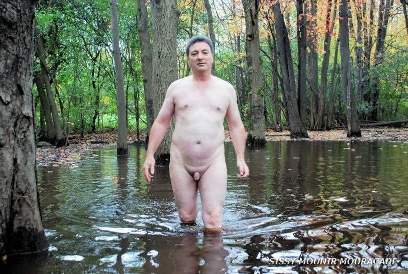 MOUNIR MOURACADE NUDE IN A PUBLIC PARK