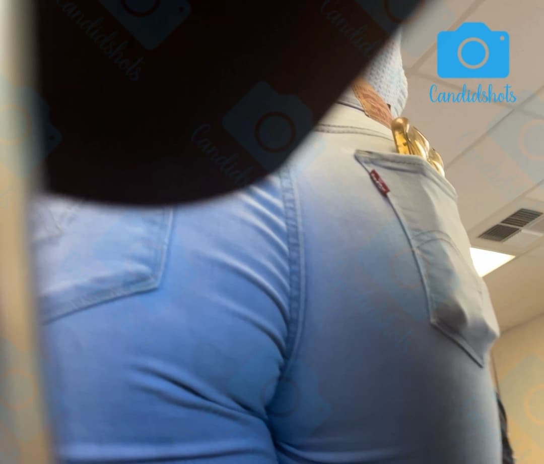 Latina wearing tight Levi’s pt.2