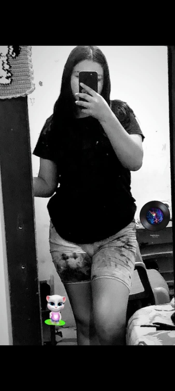 Culo de amigas en bikini por ia creado por ia