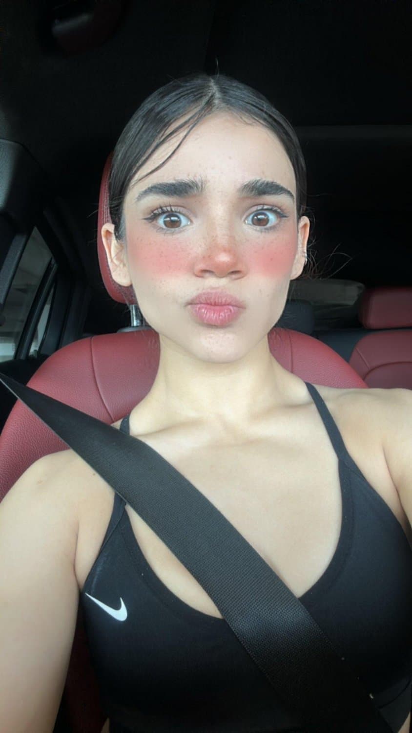 ALANA FLORES PACK COMPLETO XXX C8LO Y T3TA2 CUERPO PERFECTO DESCARGUENLO