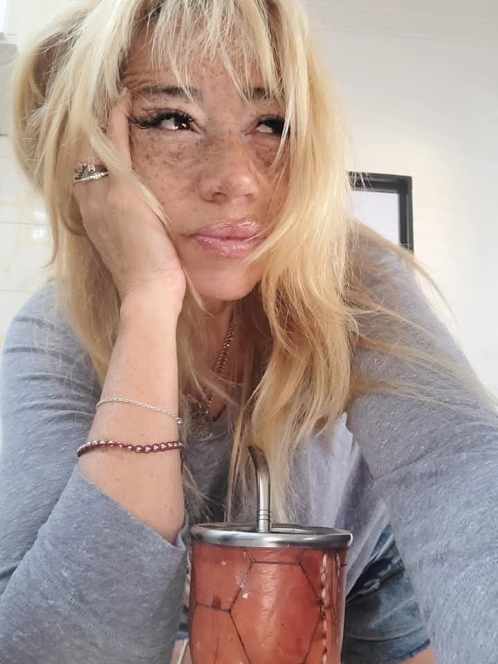 Fabi . Scataazza. Madura argentina. 29 videos con diferentes H. Trio y trio lésestá en @peporiles12