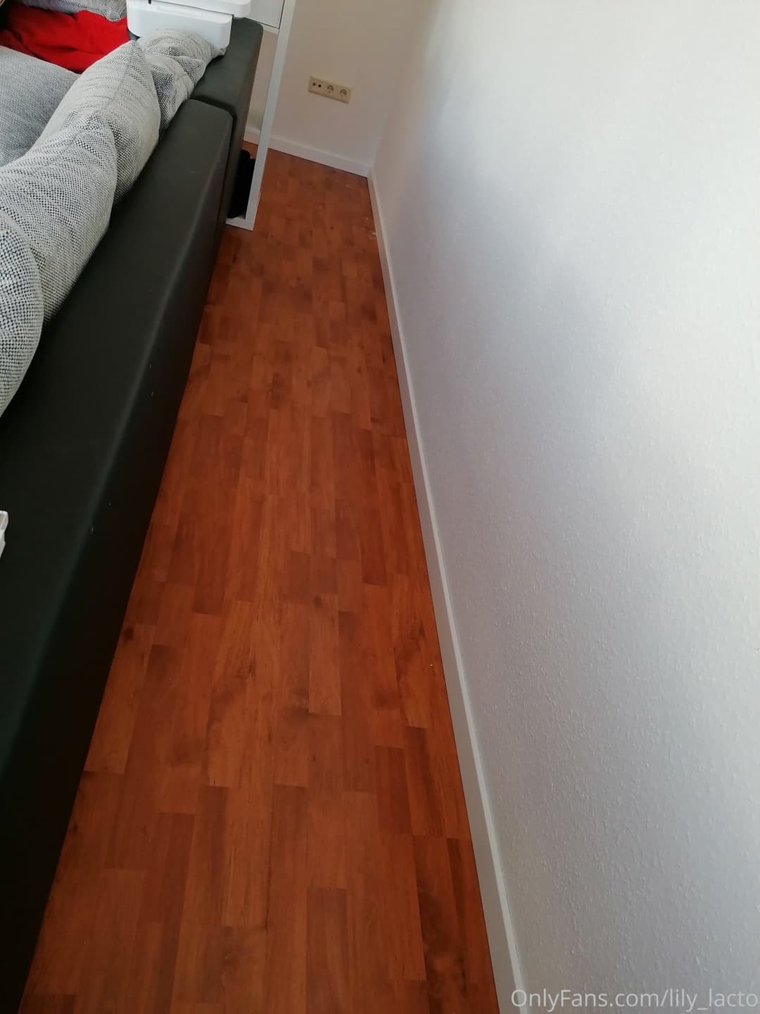 HUGE lactating tits on beautiful cammer model - Lily_lacto