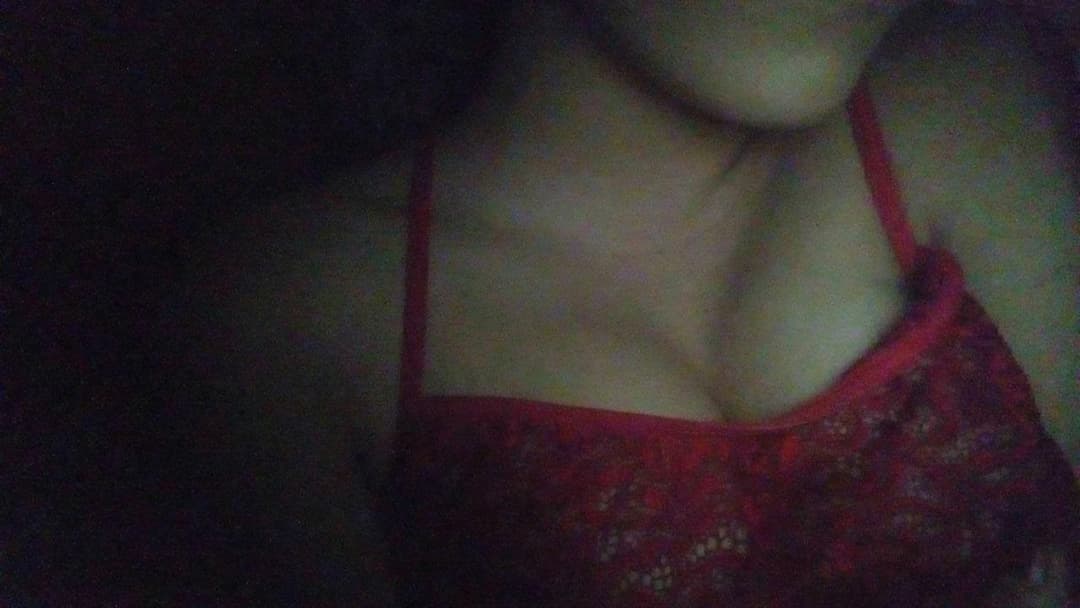 Maria Helena puta vazada peluda - parte 1