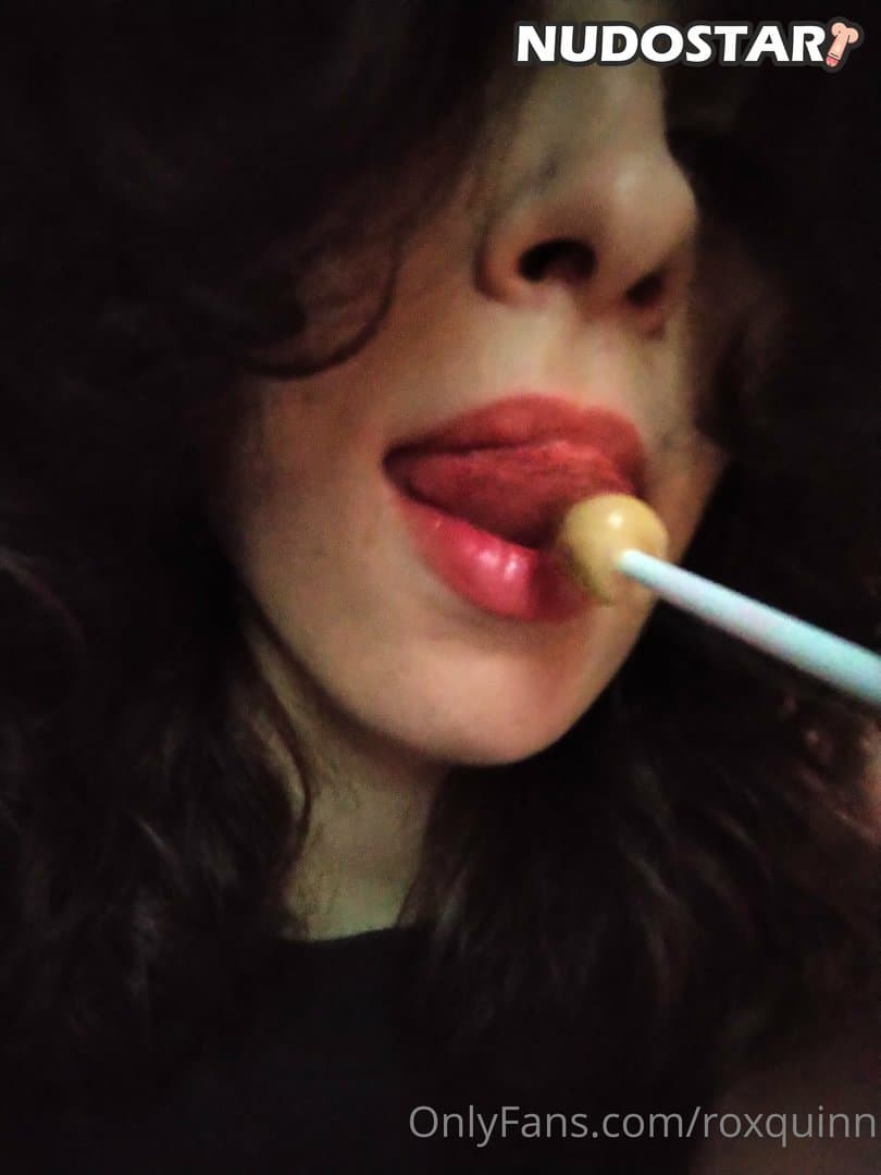 Click to view full size weeb otaku queenroxy