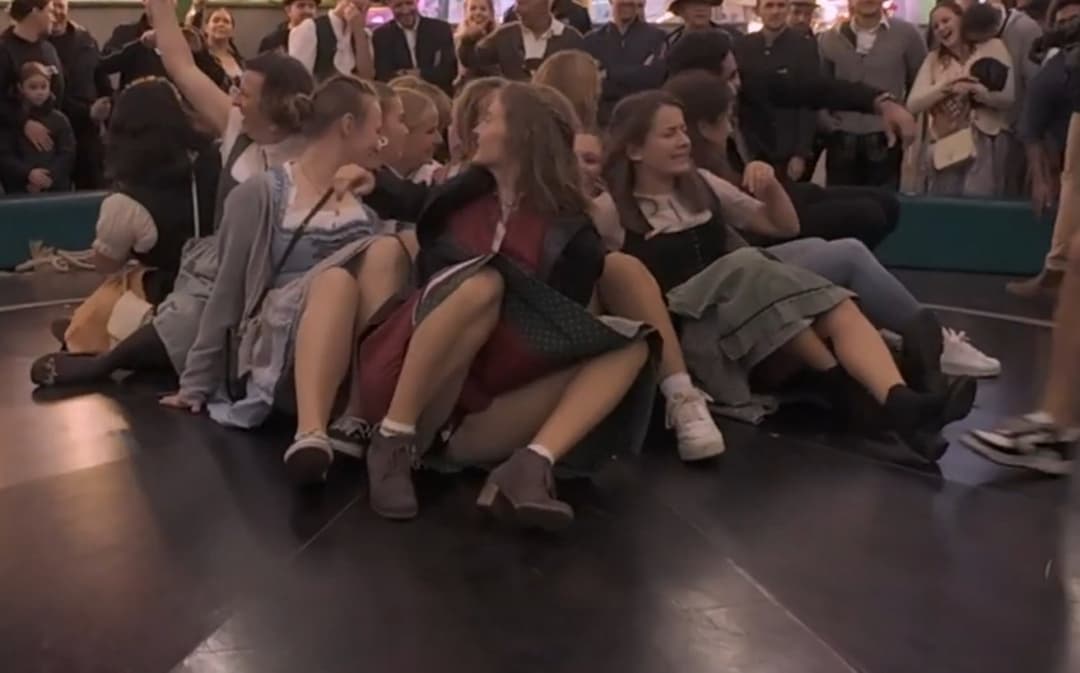 Click to view full size Devils Wheel Upskirts Pt. 2