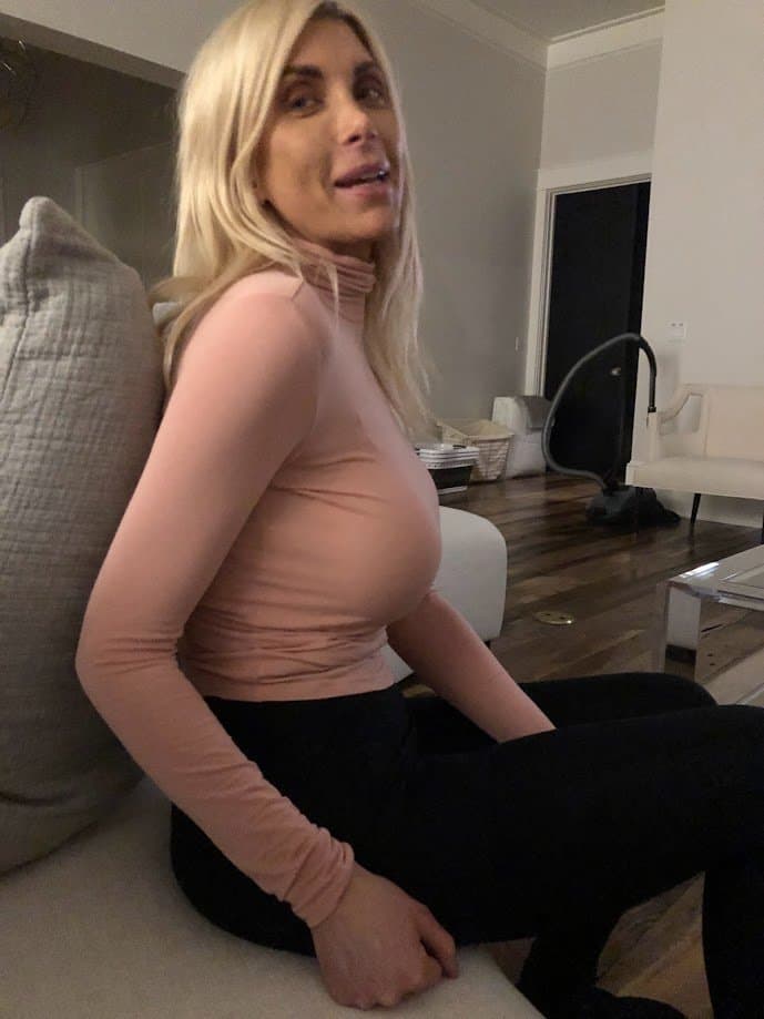 Big tit girlfriend catches boyfriend dressing as sissy and sucking BBC and dumps him