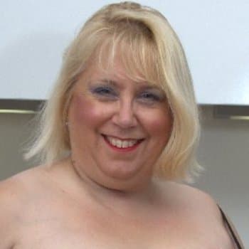 Lexi Cummings uk gilf