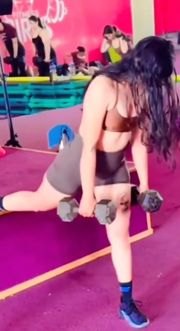 Click to view full size Bffs?❤️