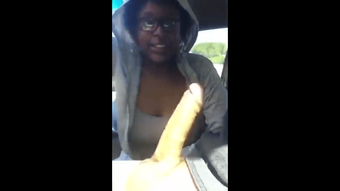 Ebony Hooker Give Me a BJ in my Car