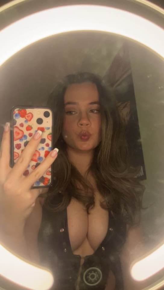 Incredibly Prude Girl tricked into presenting like a whore.