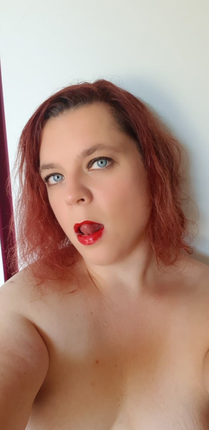 Ma femme bien grasse et salope