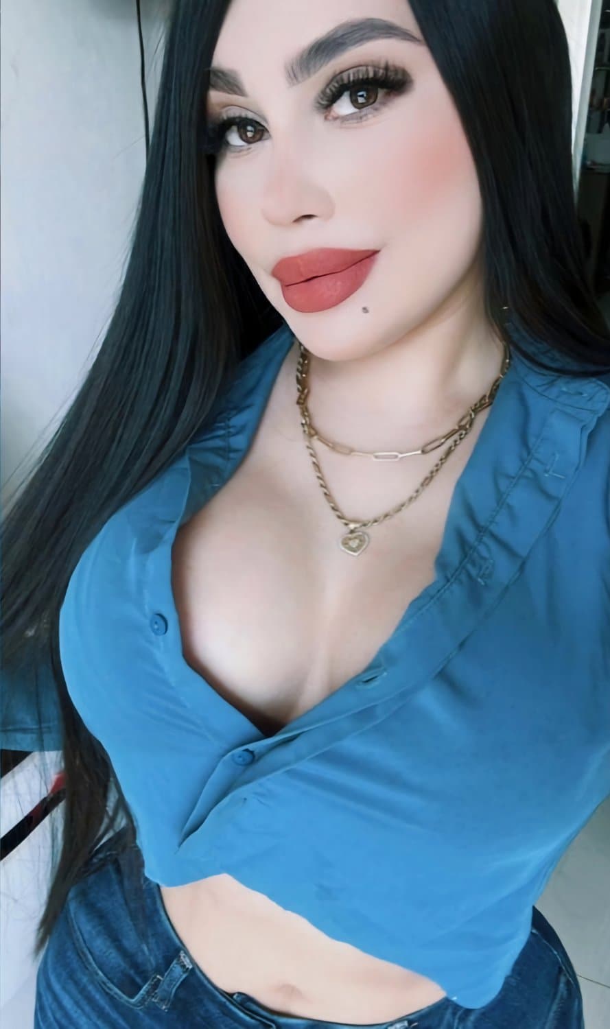 Chica buchona hermosa y de muy buen cuerpo