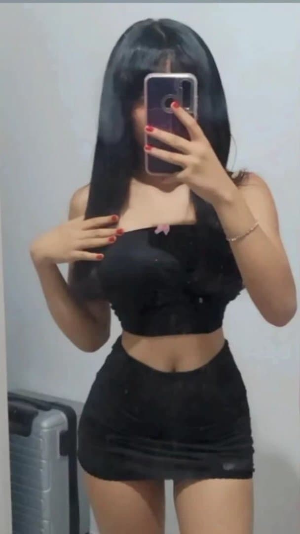 Novinha gostosa pra krl, que putinha gostosa mds???