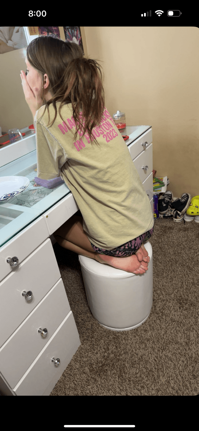 My girlfriend nudes 18 anyone wanna tribe her?