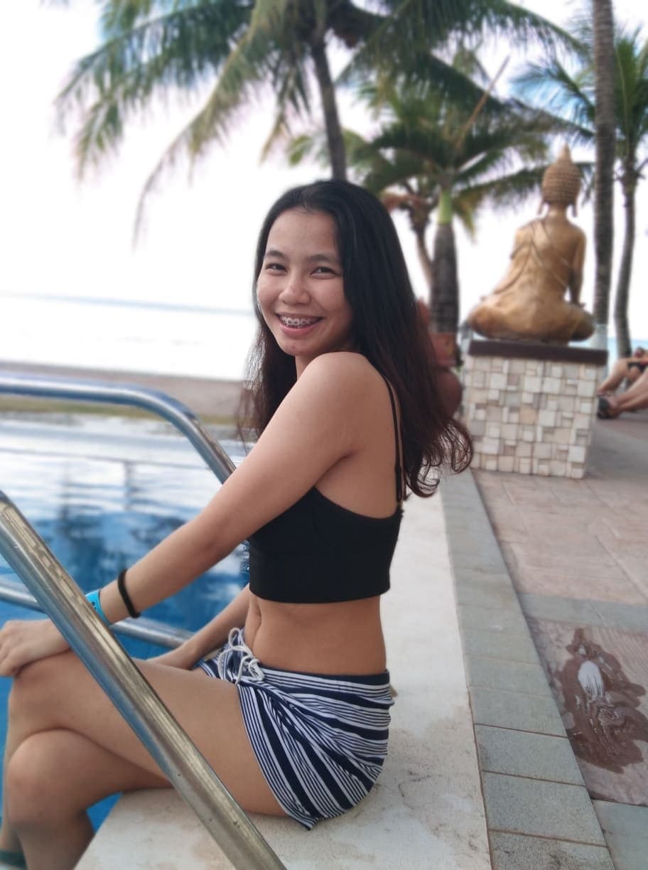 Click to view full size Pinay coed