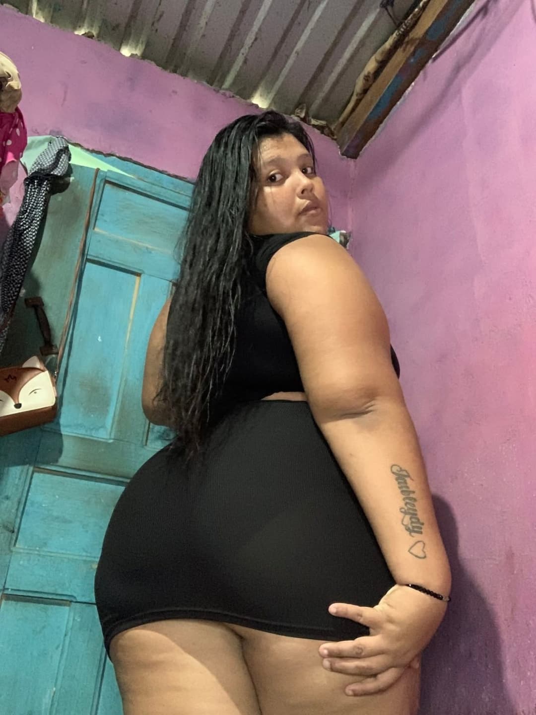 BIG THICK BOOTY LATINA BBW
