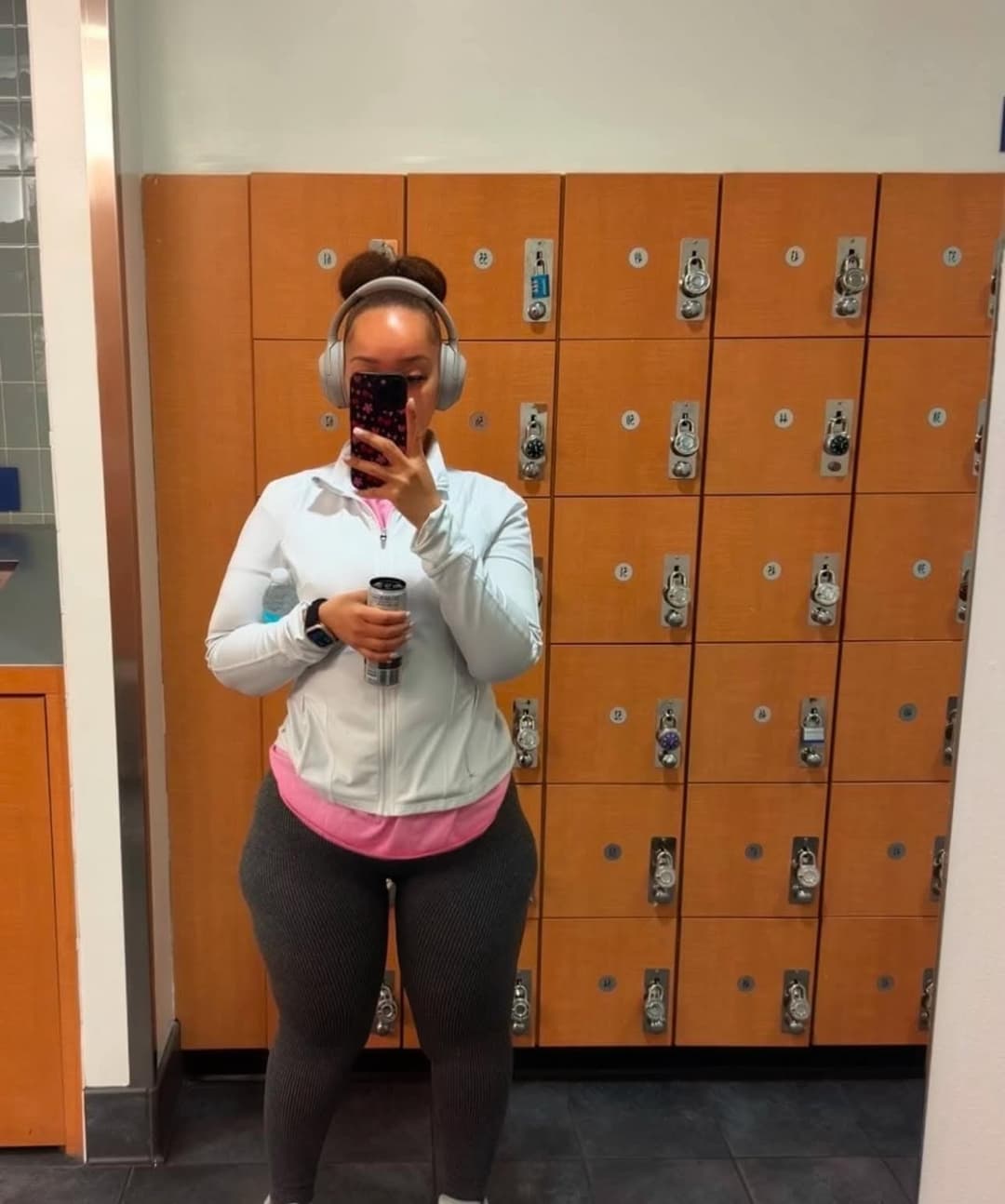 THICK CURVY EBONY BIG BOOTY