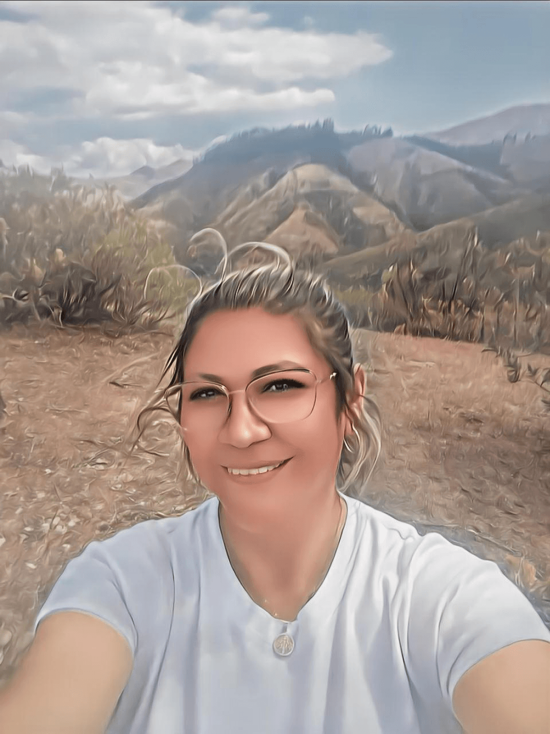 VICTORIA ROMERO UNA MILF SUPER GUAPA Y CON ENORMES TETAS PARA CHUPAR TODO EL DIA. DISFRUTEN