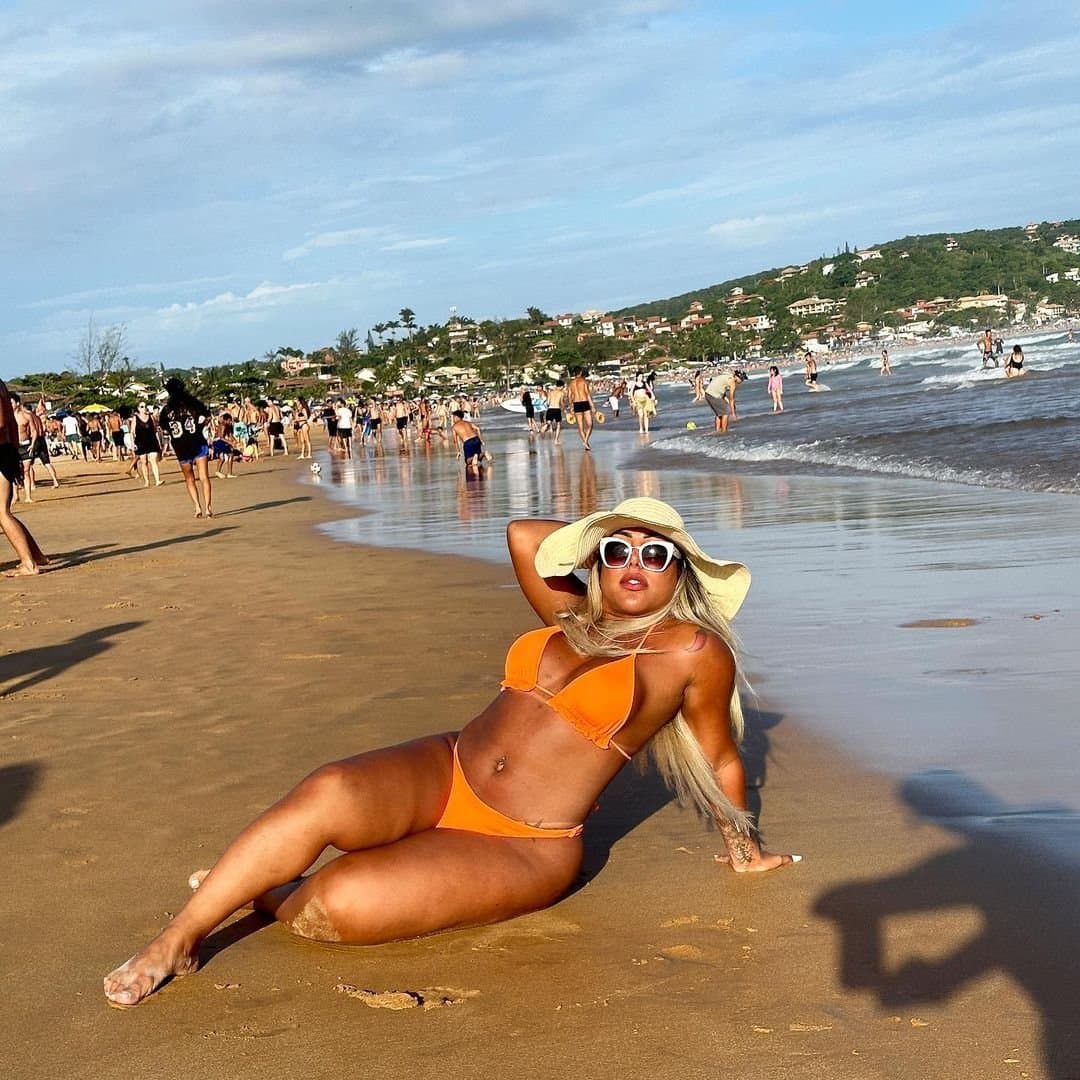 Click to view full size Aylla Gattina Trans Sexy Gostosa Cavala