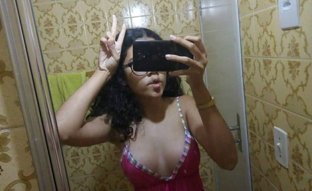 Maria Helena puta vazada peluda - parte 1