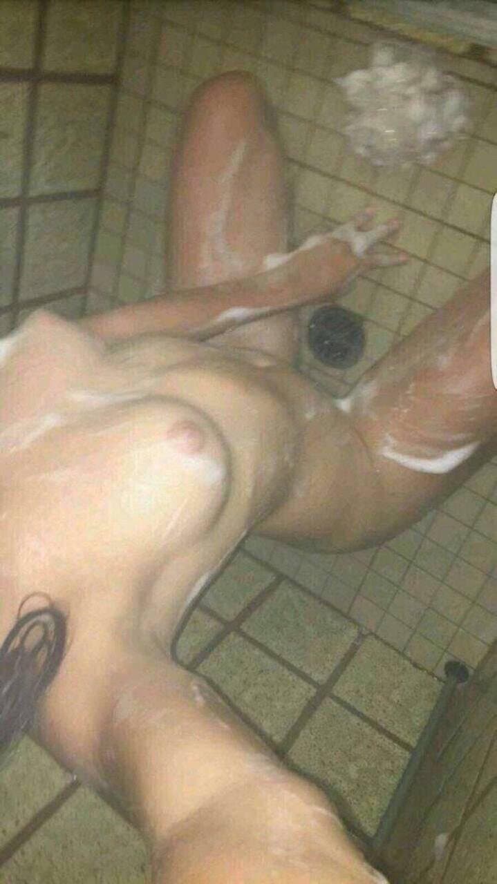 Join the discord and gain access to any snapchat account for free