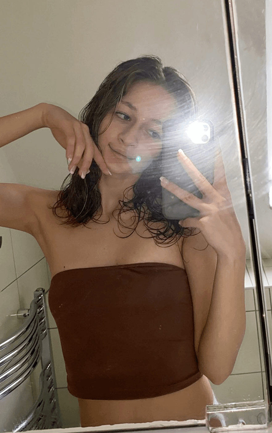 Cute and sexy teen Cynthia landgraf, exposing her sexy body