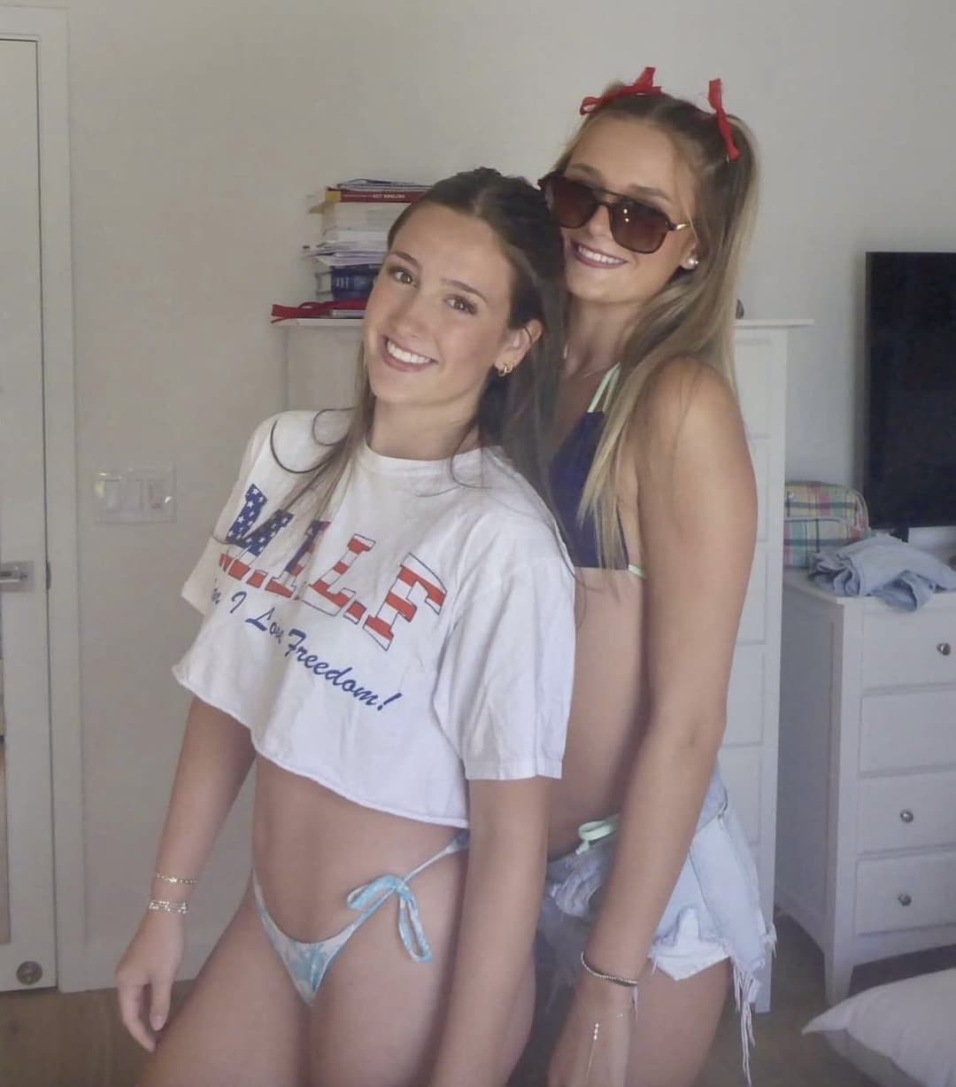 Exposing hot hs teen slut Molly Dunn, such a cock tease. Dm me for her info and to degrade and trib