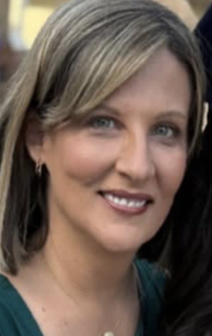 Mom, 41,& Daughter 21, at  college graduation. Mom gets cock & BBC.  Daughter shows landing strip