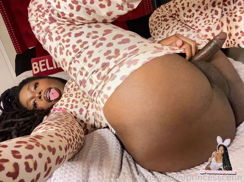 Princesscen ebony shemale big ass