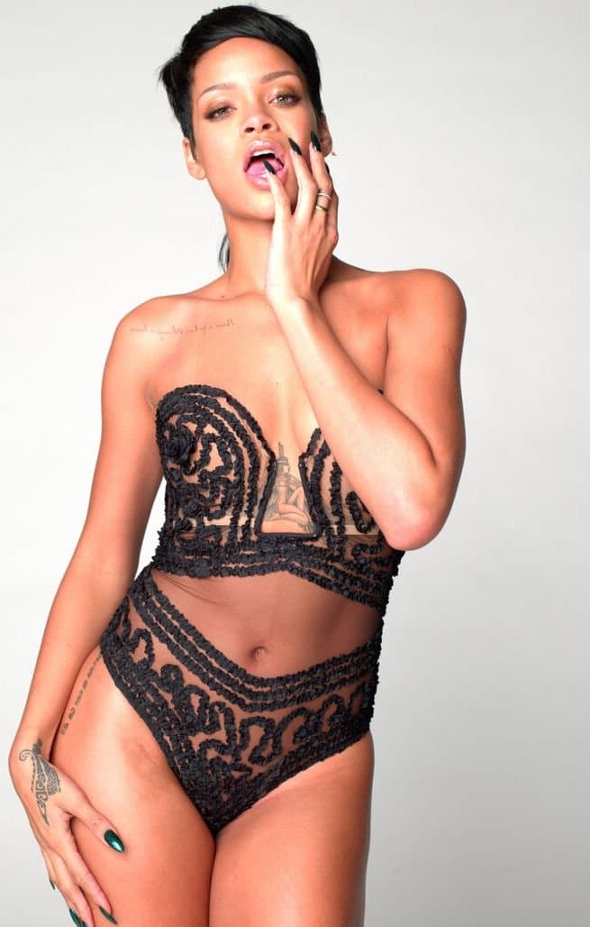 Rihanna Is Such A Beautiful Goddess Slut How Could You Not Resist A Edging Session ??