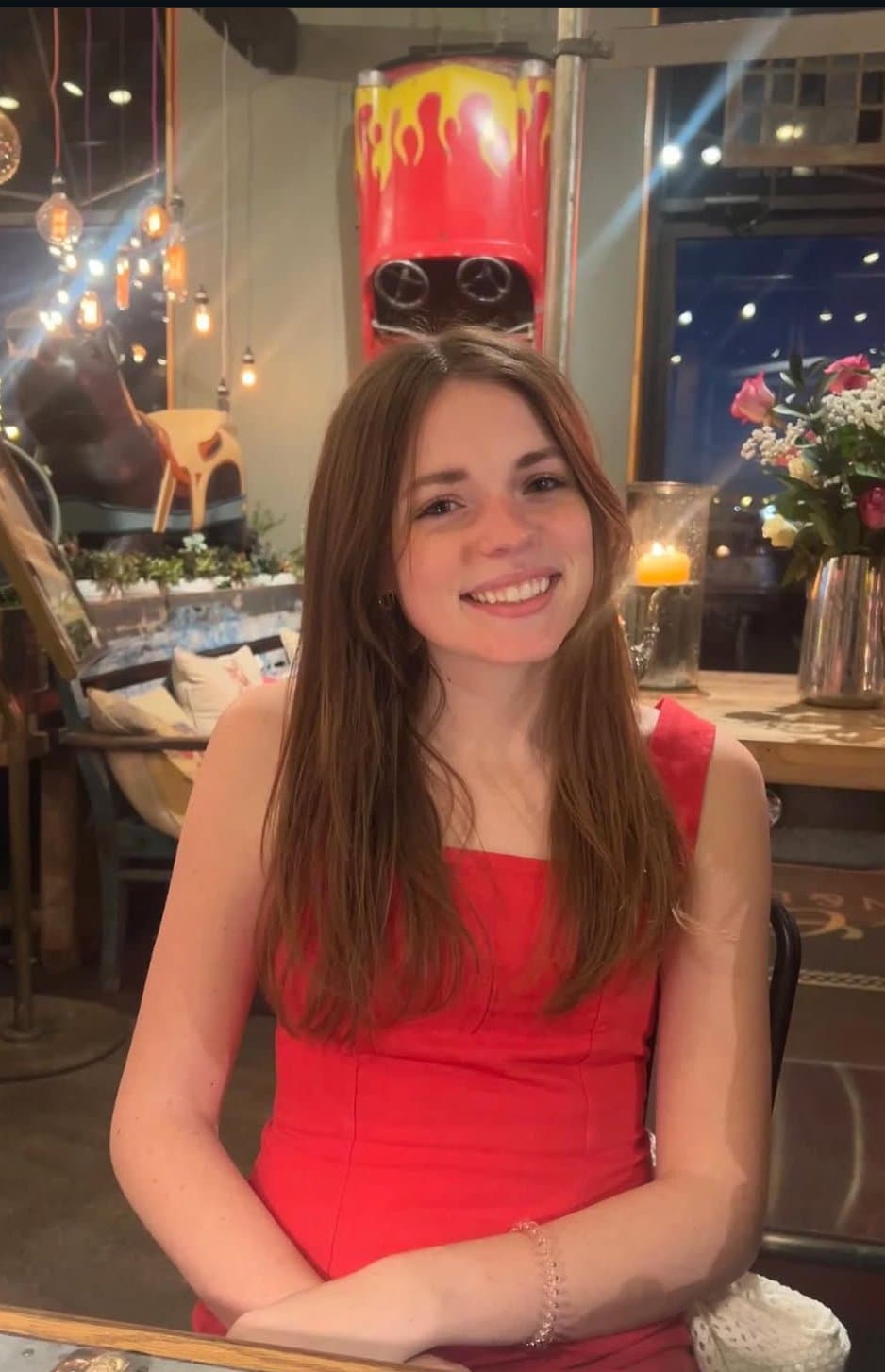 Feeding my irls like and comment if i should post snaps bereals and tiktoks more and dm to see more