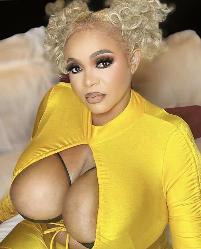 Big Breasted Nigerian MILF