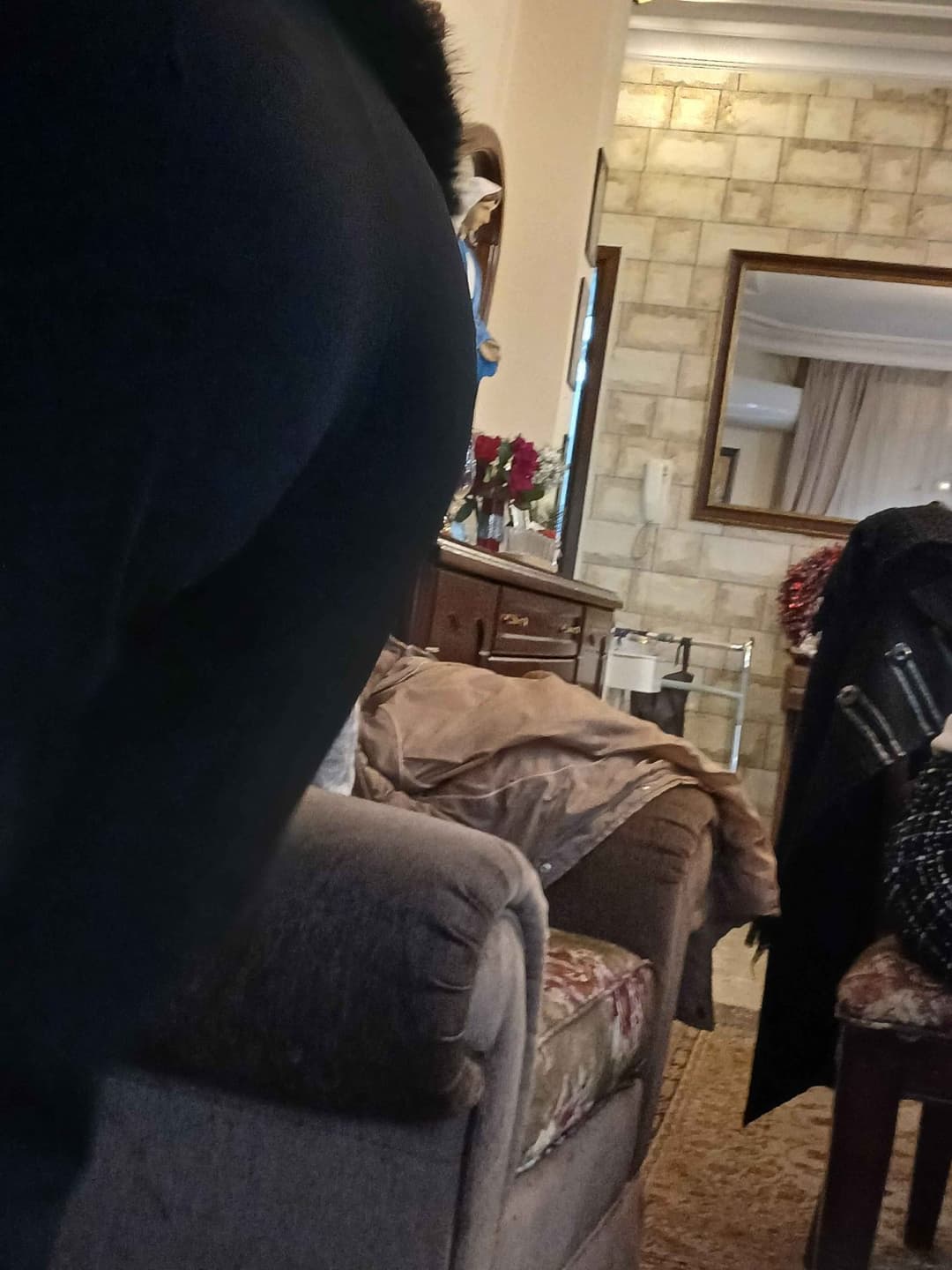 creep shots of my fit assed cousin