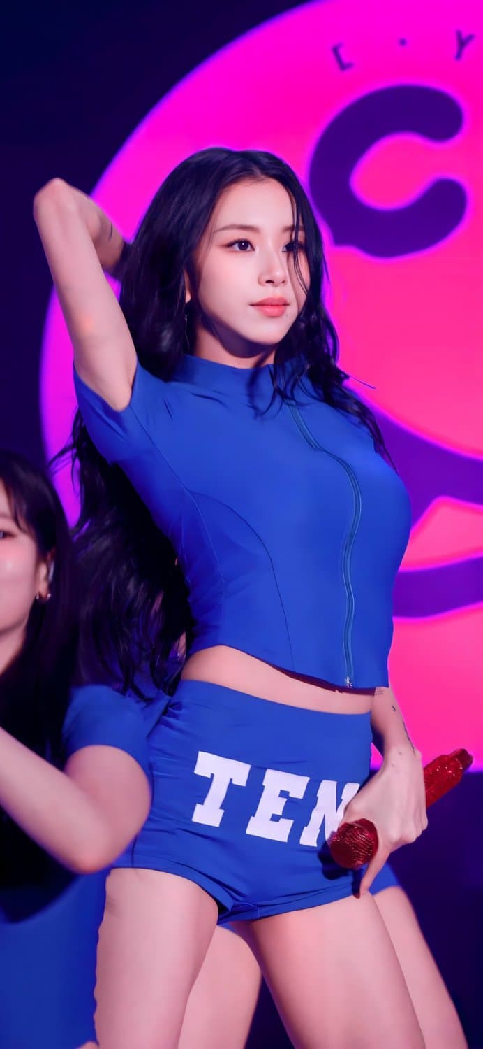 Chaeyoung (Twice) Pictures 10
