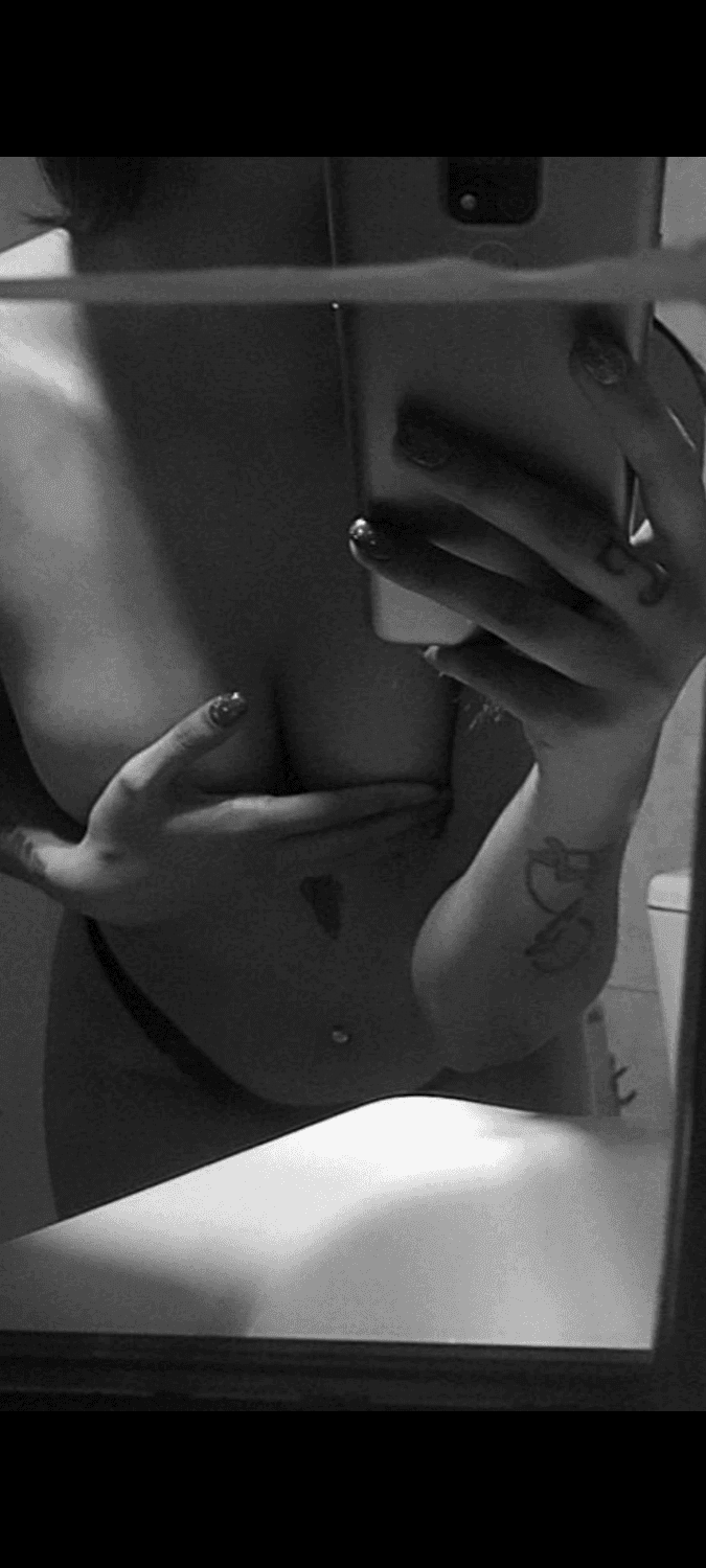 Por fin algun anonimo que la conocio en persona y me mando fotos de ella