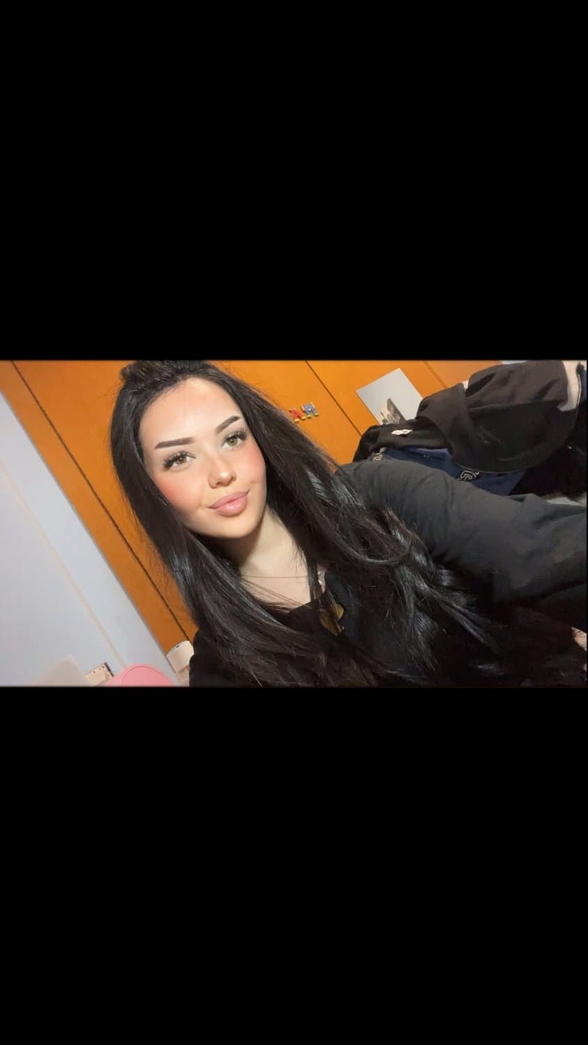 *21 años tiene esta hembra tetona