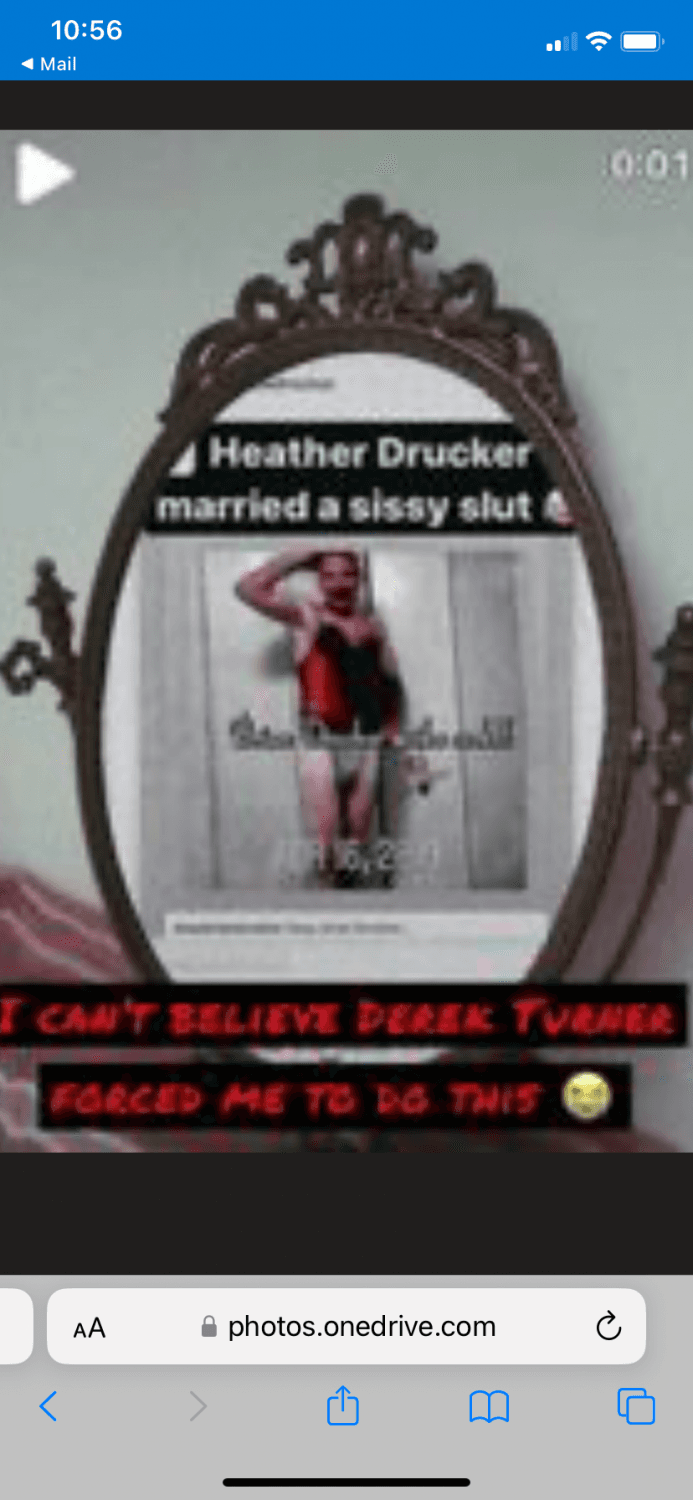 Brian Drucker loves giving Derek blowjobs