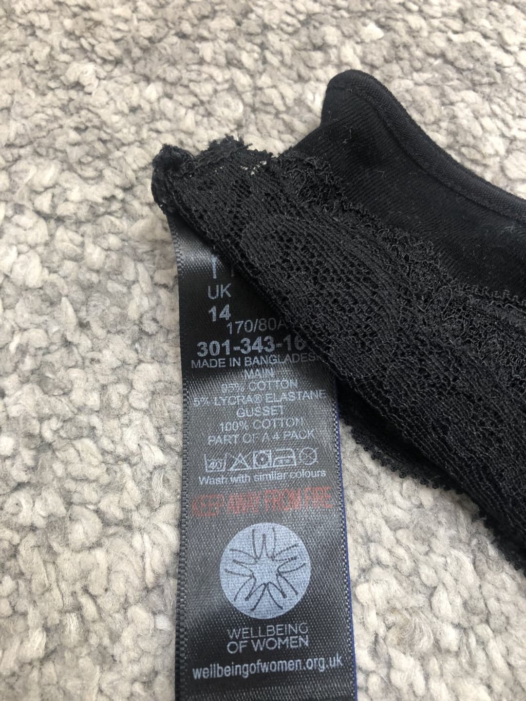 Uk milf big black pants fresh out the wash ?