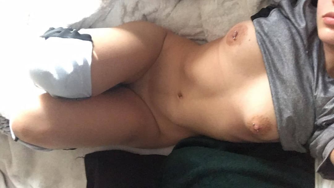 Petite latina gets pregnant after condom broke