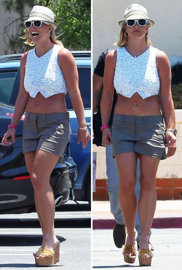 celebrities platform flip flops