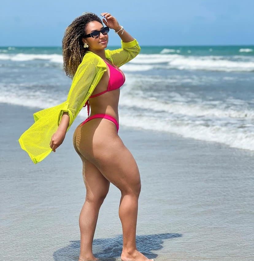 Linda cavala Fit a pedido de um seguidor