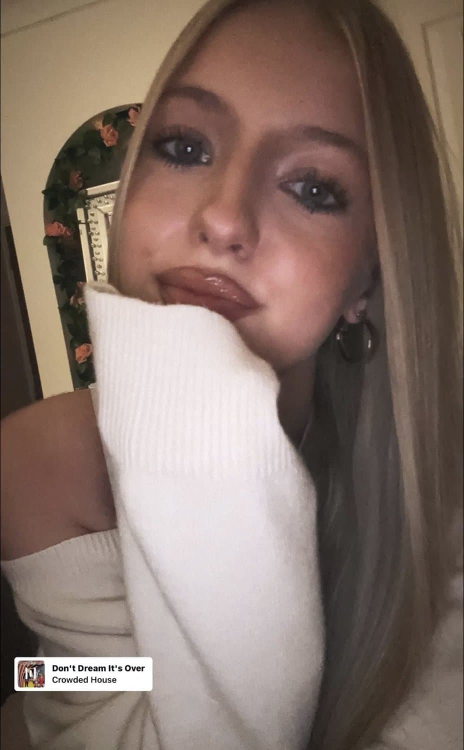 Dm me if you wanna talk dirty about any of these hot teens