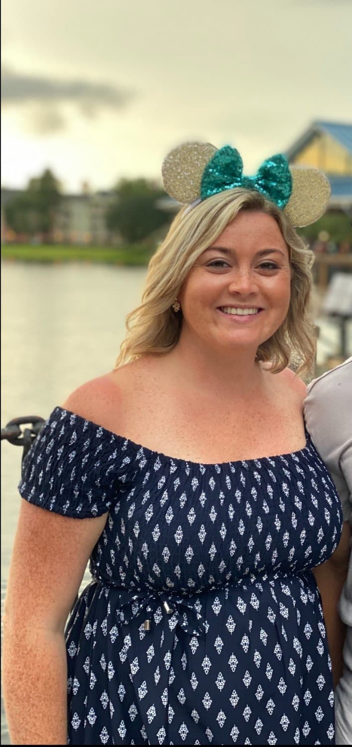 Click to view full size Curvy blonde wife