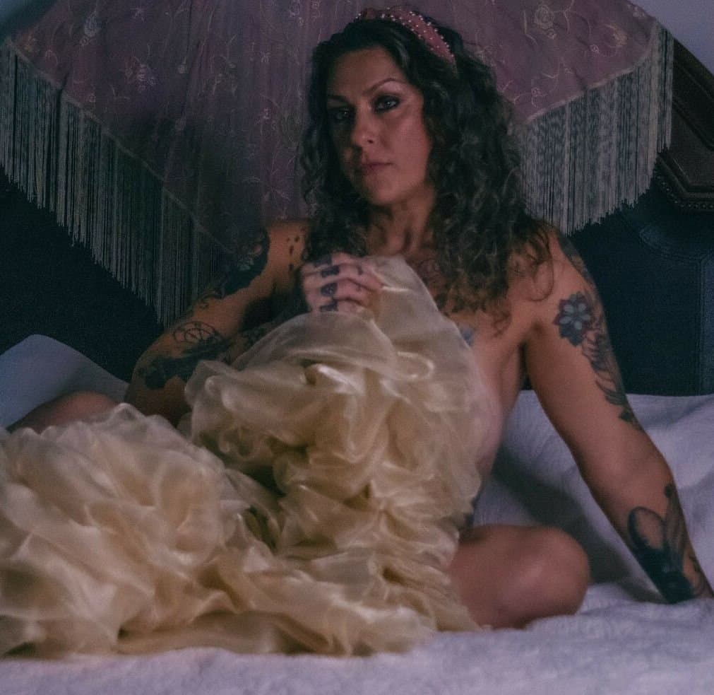 Danielle Colby Big Luscious Breast & Hot Juicy Thick Ass Has Me Leaking ?? Vol 2