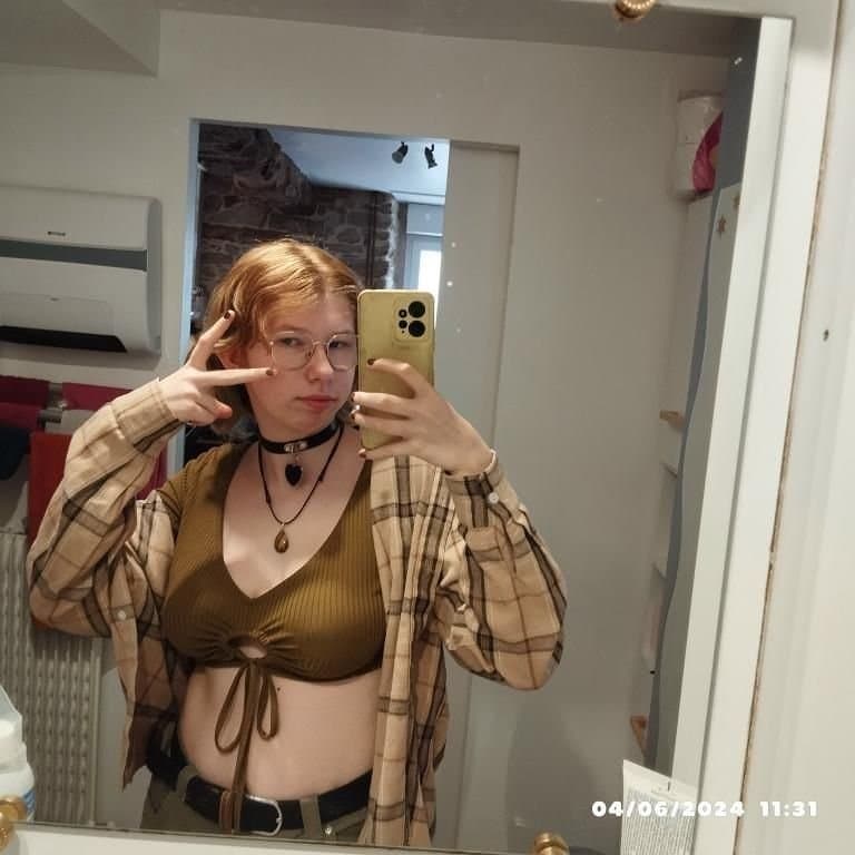 Taylor.grvs french teen creepshot (trib liked)